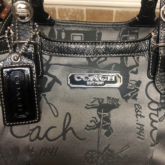 Coach Horse &Carriage East West Tote F16563* RARE - Picture 3 of 12